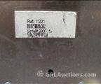 Lot: 14-7-11854: (1) Zeiss Humphrey REF710 