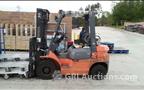 Lot: 15-3-5743: (1) Toyota 7FGU20 Propane Forklift 