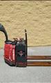 Lot: 15-3-4734: (1) Raymond 830-F60L Electric Pallet Jack 