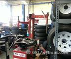 Lot: 15-3-6098: (1) Coats 5060AX Rim clamp tire changer 