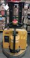 Lot: 15-3-6216: (1) Yale MSW040SEN24TE072 Walkie Stacker 