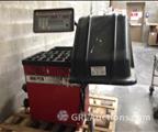 Lot: 15-3-4104: (1) Coats 950 Electric Wheel Balancer 