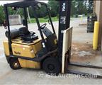 Lot: 15-3-6765: (1) Yale GLP040AFNUAF084  Propane Forklift 