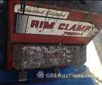 Lot: 15-3-7460: (1) Coats 7060AX Rim clamp tire changer 