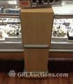 Lot: 15-3-7583: (1) Jewelry Display Case Jewerly  Cases 