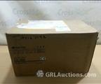Lot: 15-7-8928: (1) Topcon CL-200 