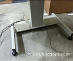 Lot: 15-7-9233: (1) Topcon Pre-Test Table 