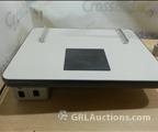 Lot: 15-7-9462: (1) Topcon SL-1E 