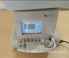 Lot: 15-7-9674: (1) Zeiss Humphrey 599 