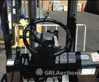 Lot: 15-3-9920: (1) Yale GLP040AFNUAF084  Propane Forklift 