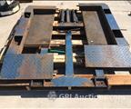 Lot: 15-3-10697: (1) Challenger 10,000 # Pad Lift 