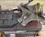 Lot: 15-3-10964: (1) Coats 7060AX Rim clamp tire changer 