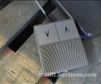 Lot: 15-7-11726: (1) Topcon OC-2200 